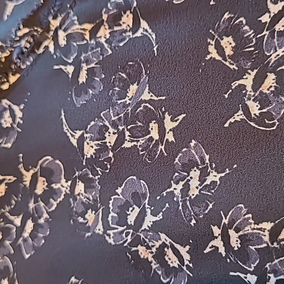 Banana Republic navy blue floral blouse XS - Picture 4 of 5